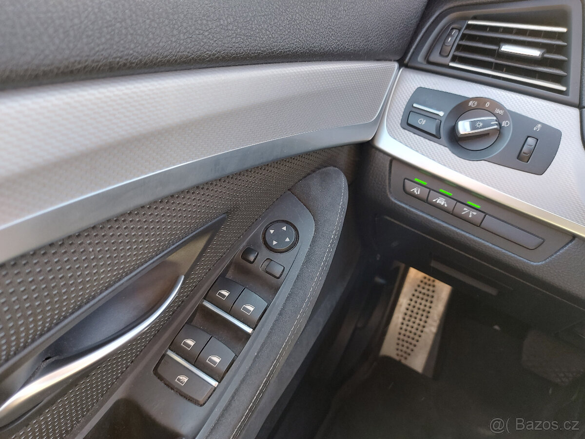 BMW řada 5 535d xDrive/M-Sport/ČR/1.MAJITEL/DPH/NEZAV TOP/ - 16