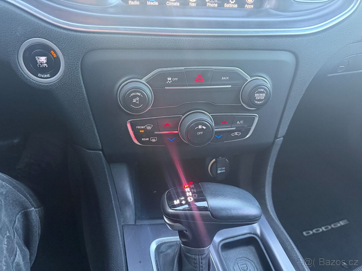 Dodge Charger 3,6 Facelift 2015 TOP STAV GARANCE - 16