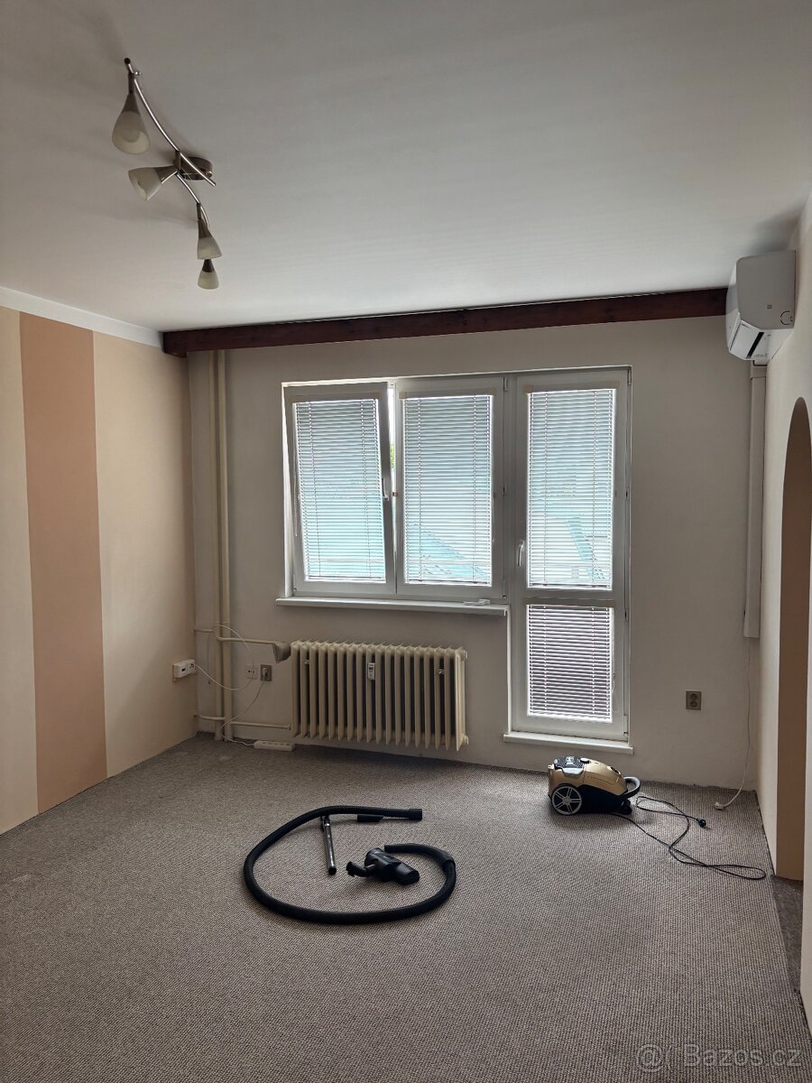 PRONÁJEM - Byt 2+1 Lipník n/B - 16