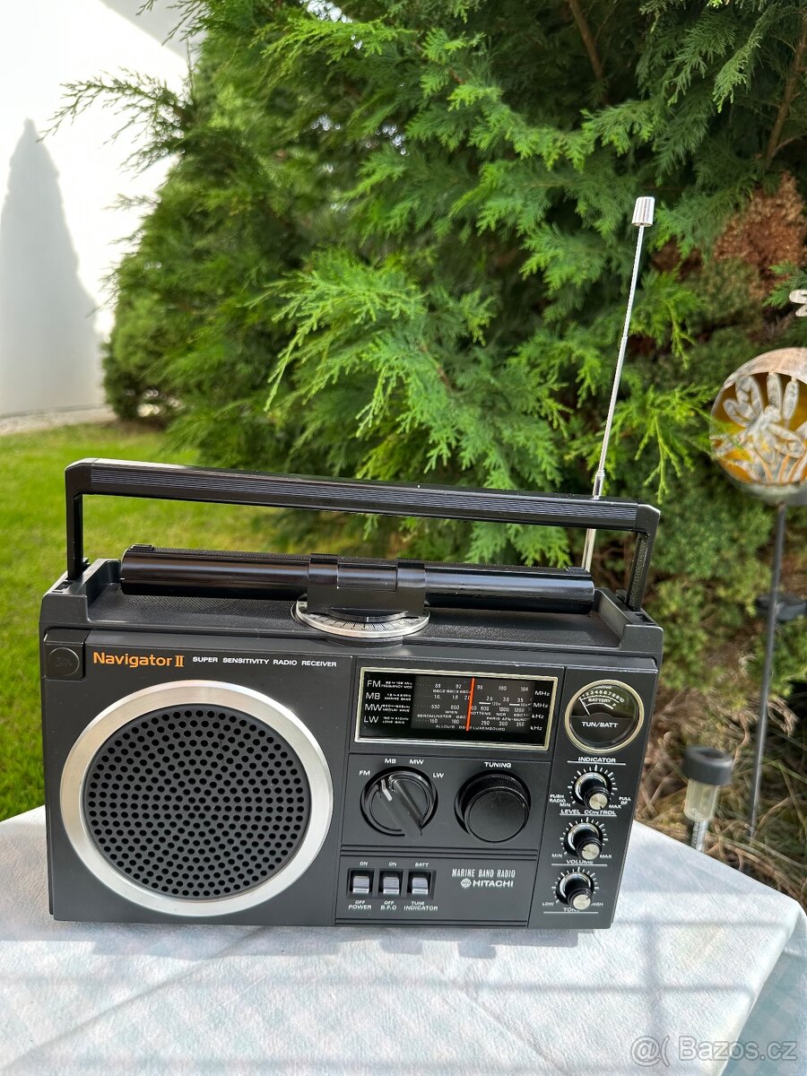 Hitachi Navigator II námořní rádio KH 1170 E rok 1977 - 16