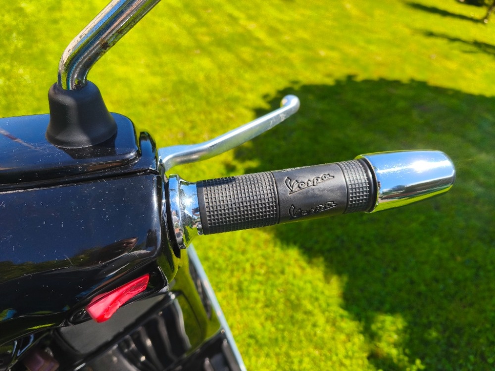 Vespa GTS 125 i.e. (2013) SLEVA - AKCE - 16