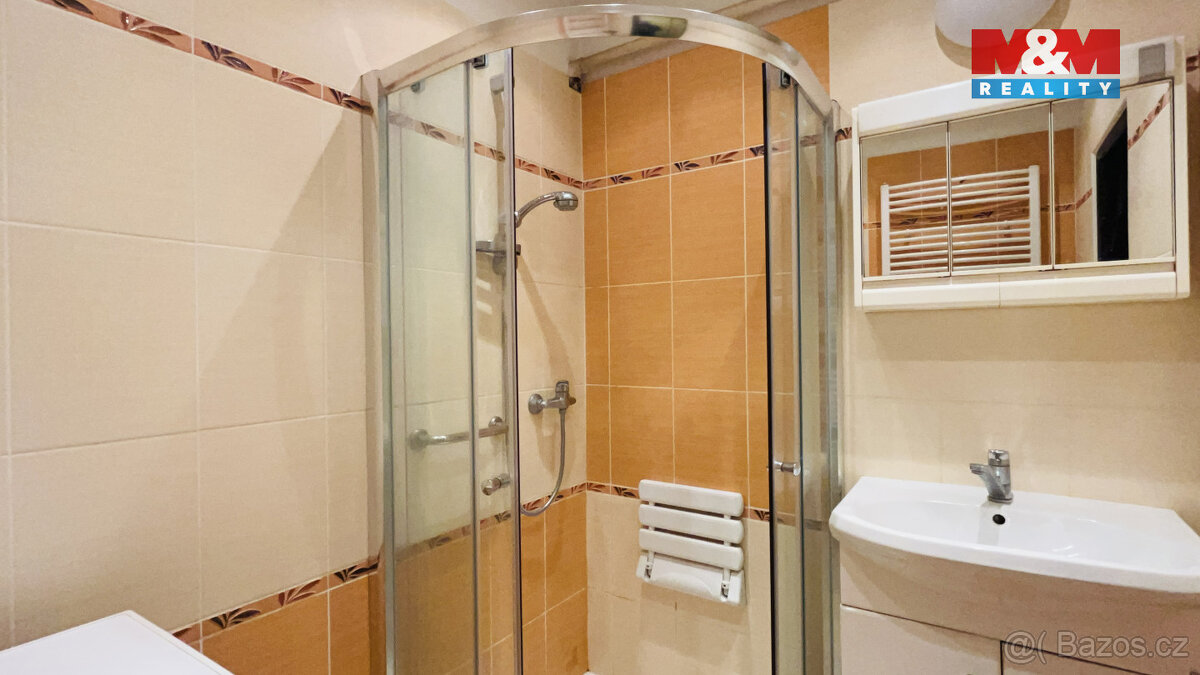 Pronájem bytu 5+1 a větší v Jihlavě, ul. Žižkova - 16