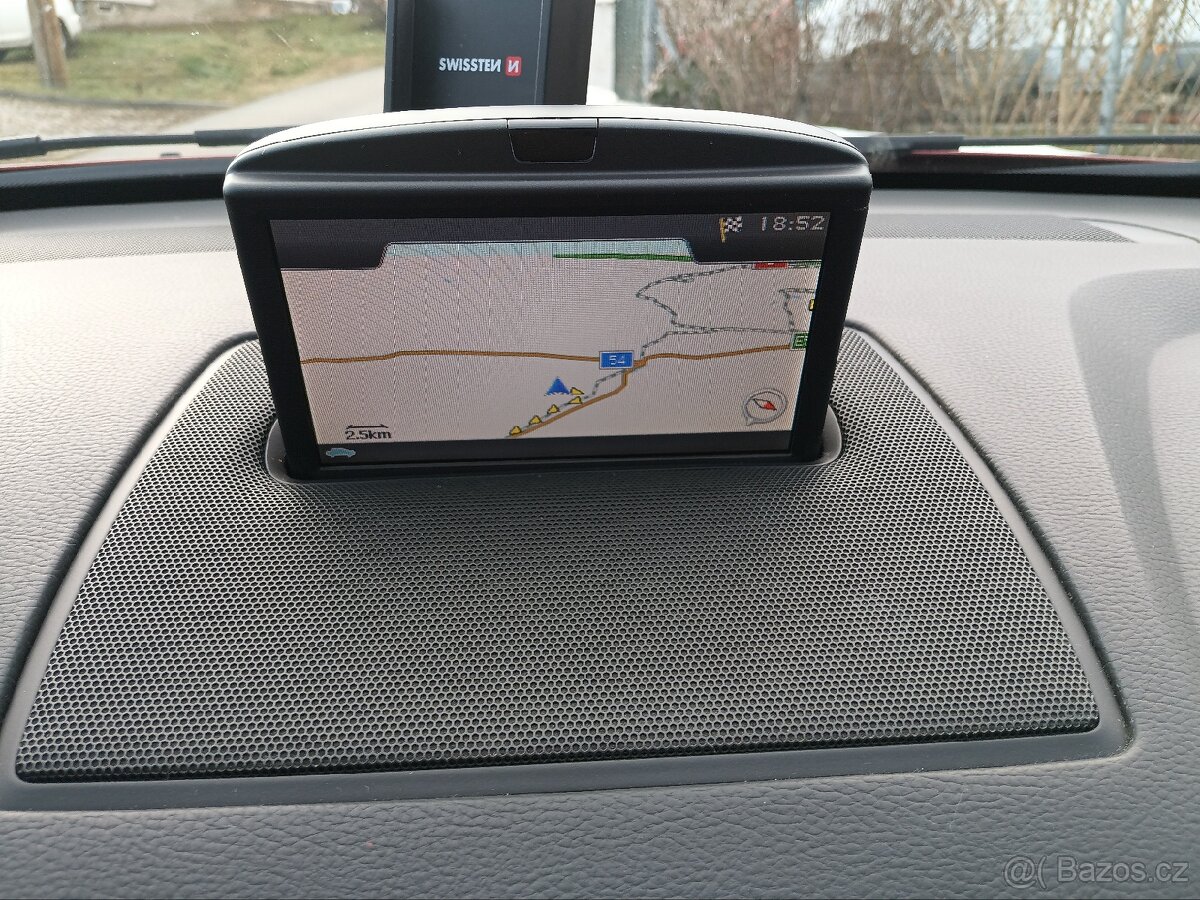 Volvo XC90 D5 AWD, rok výroby 09/2013 - 16