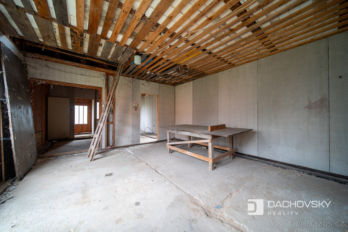 Prodej rodinného domu 250 m², pozemek 1424 m², Lukavice - 16