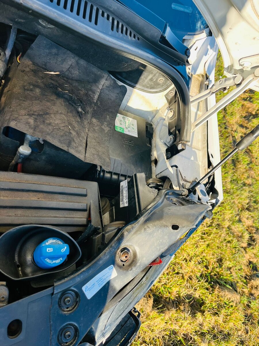 Osobní užitkové vozidlo Volkswagen Caddy - havarované - 16