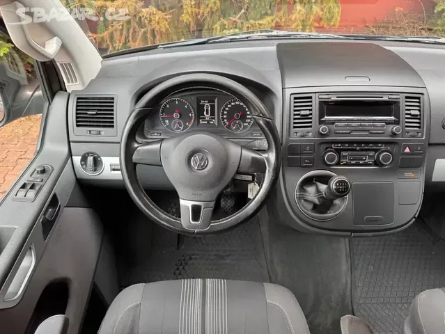 VW Multivan T5 2.0TDI 103kW Match, 2xšoupačky,Webasto,Tažné. - 16