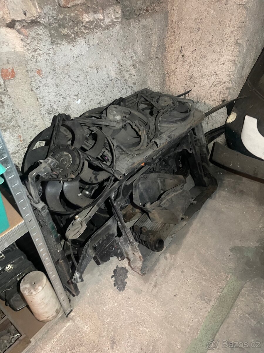 Různé náhradní díly koncern - 16