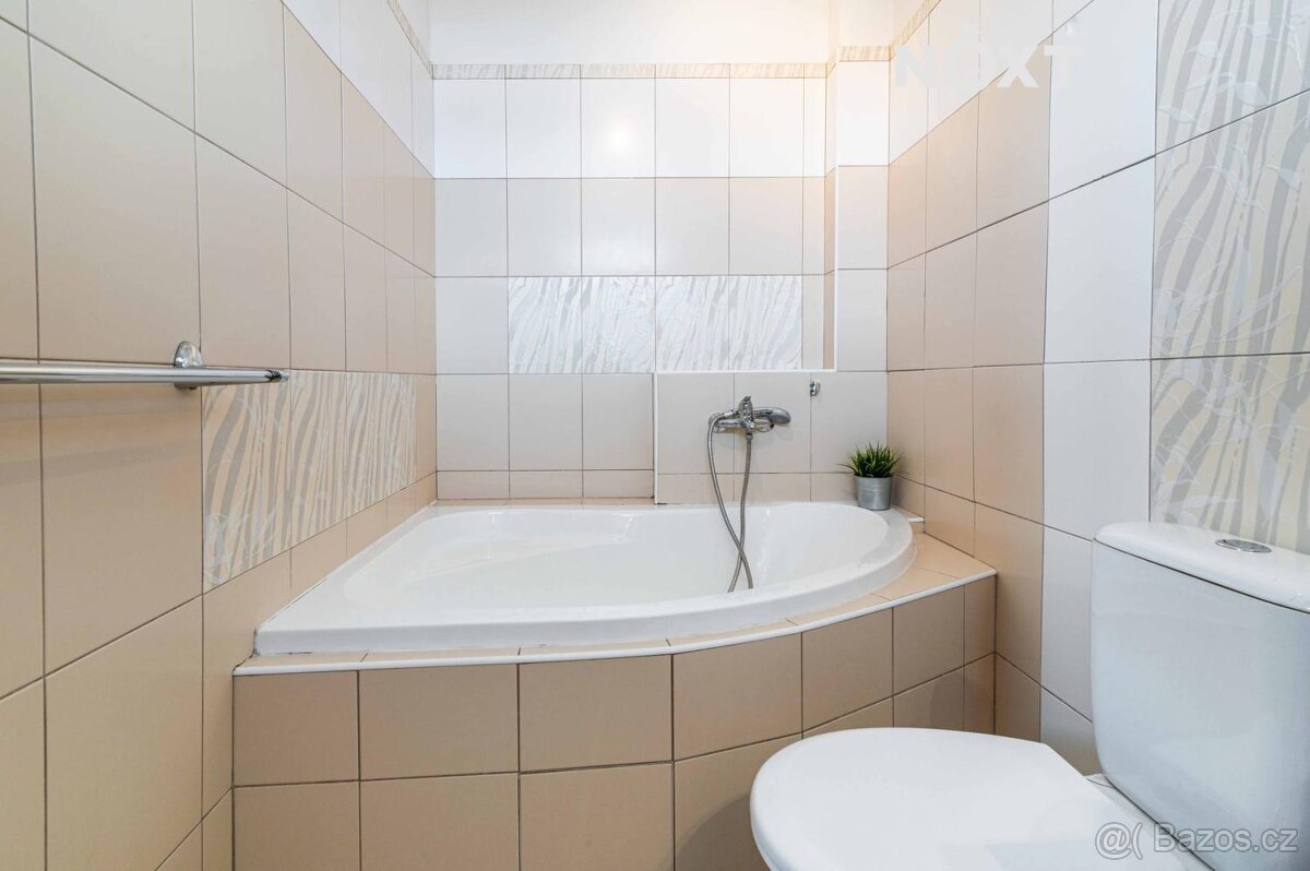 Prodej Rodinný dům, 200㎡ - 16