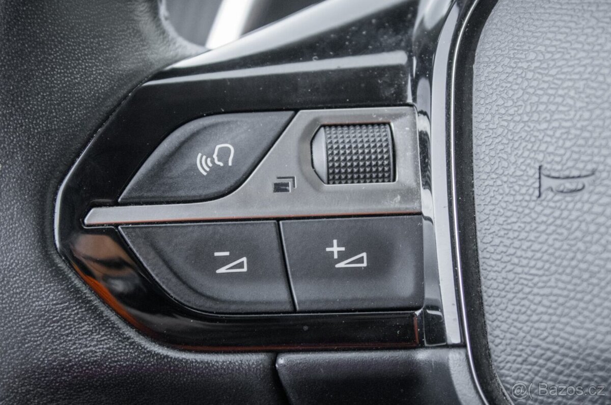 Peugeot 2008 1.5 HDI - 16