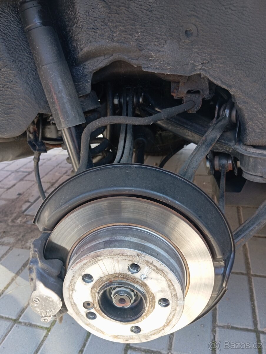 Mercedes Benz W 124 coupe ,1 Majitel - 16