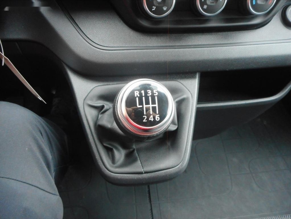 Renault Trafic,2,0 DCi 9 MÍST - 16