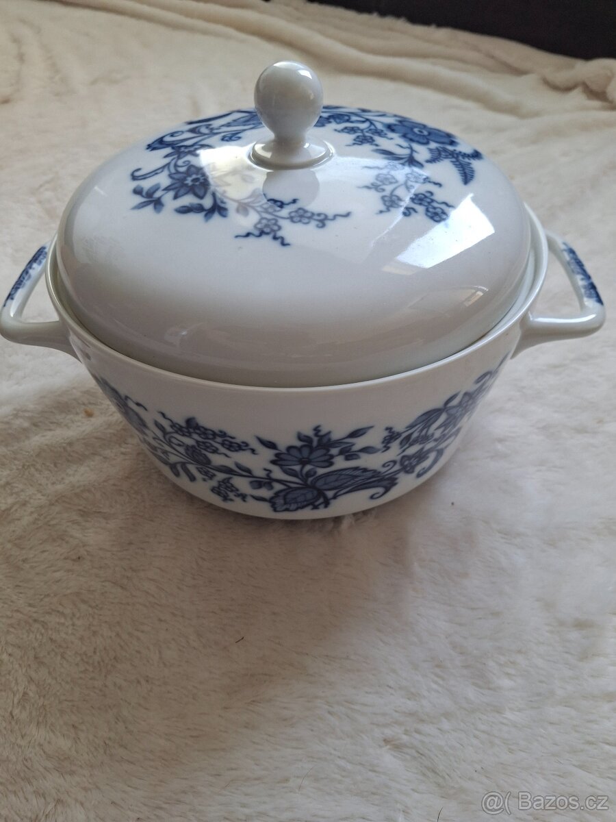 sada staré porcelánu, pravý cibulák - 16