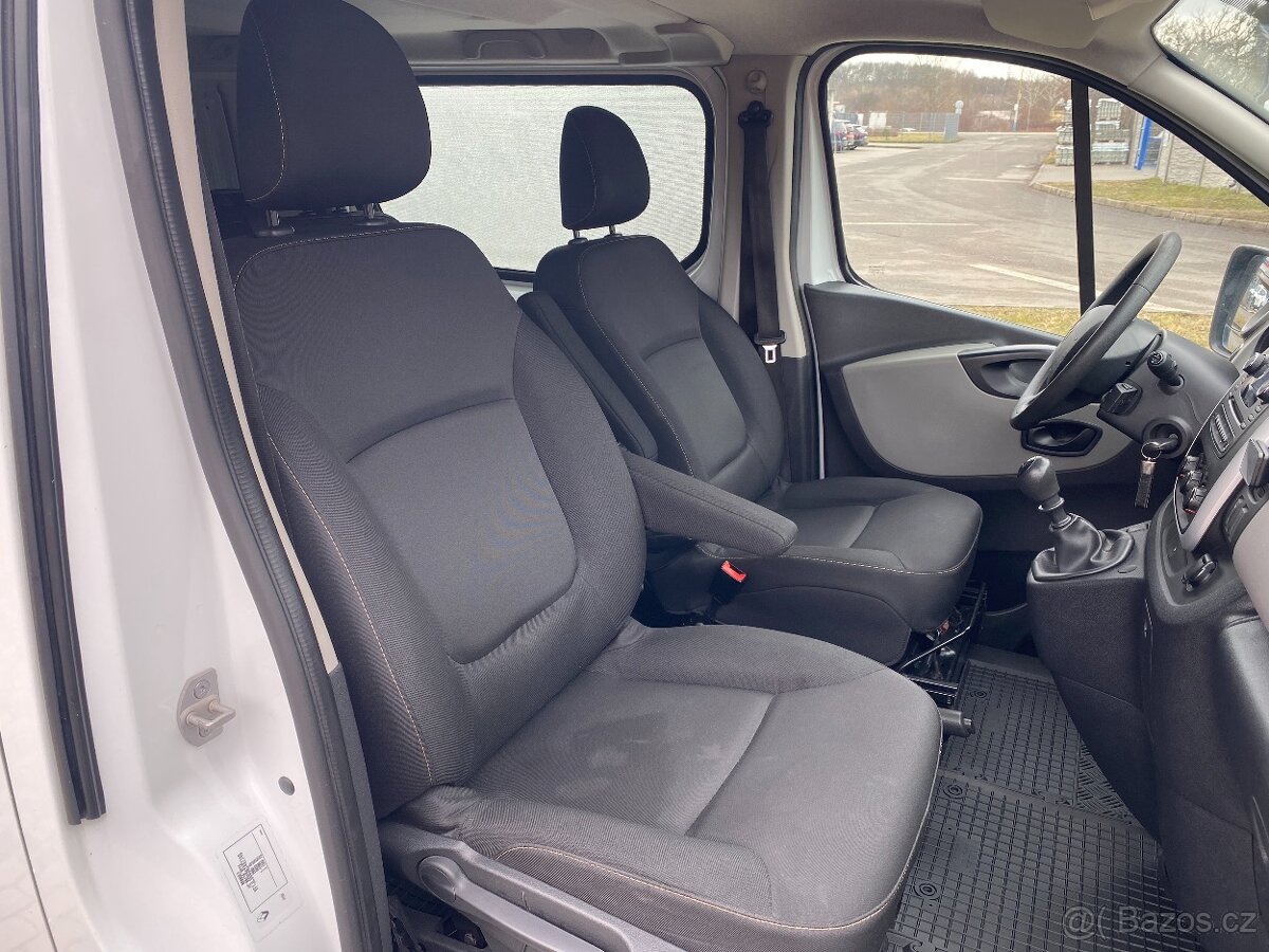 Renault Trafic 1.6DCi, 5-MÍST, 1.MAJ.ČR, VÝB.STAV - 16