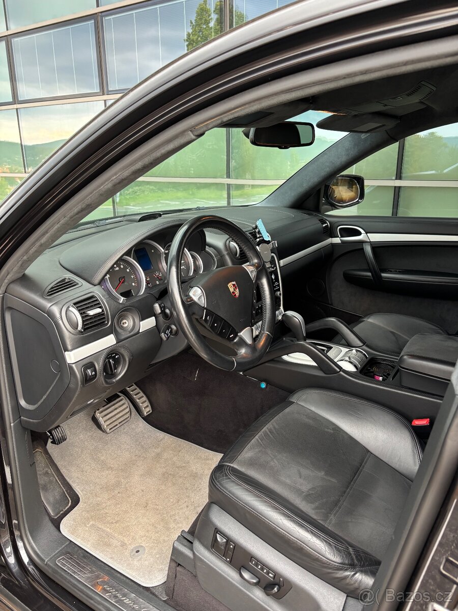 Porsche cayenne GTS - 16