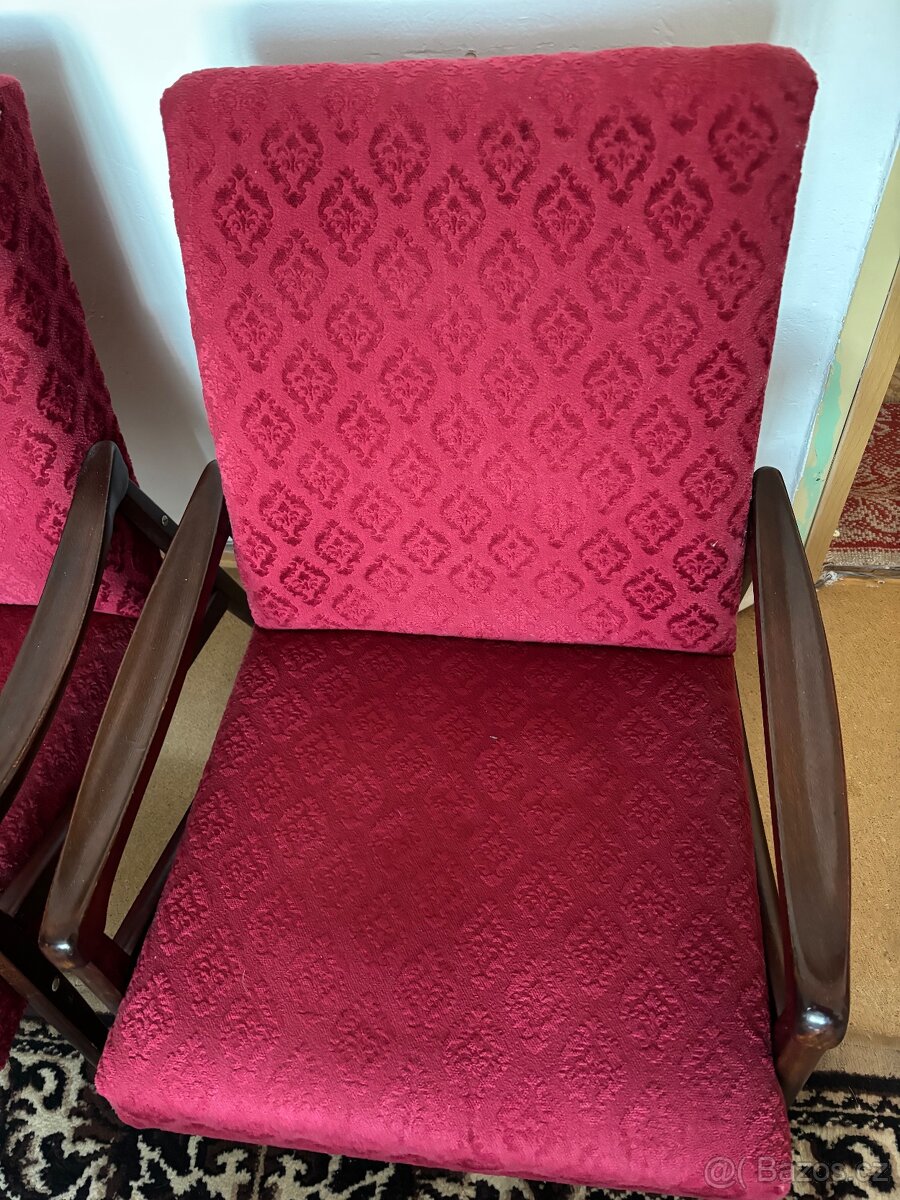 Nabízím starý nábytek - 16