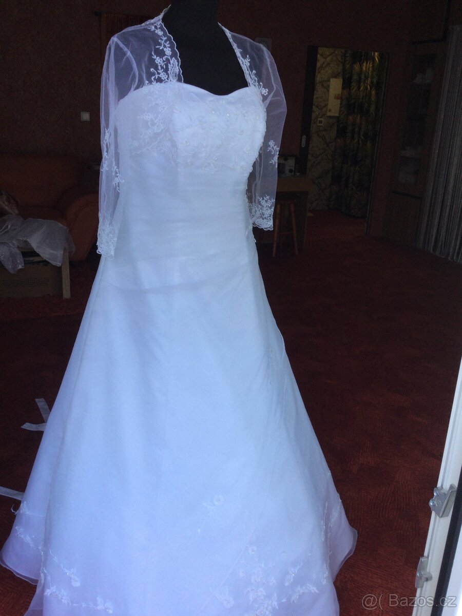 Vyprodej - Svatebni saty - 16