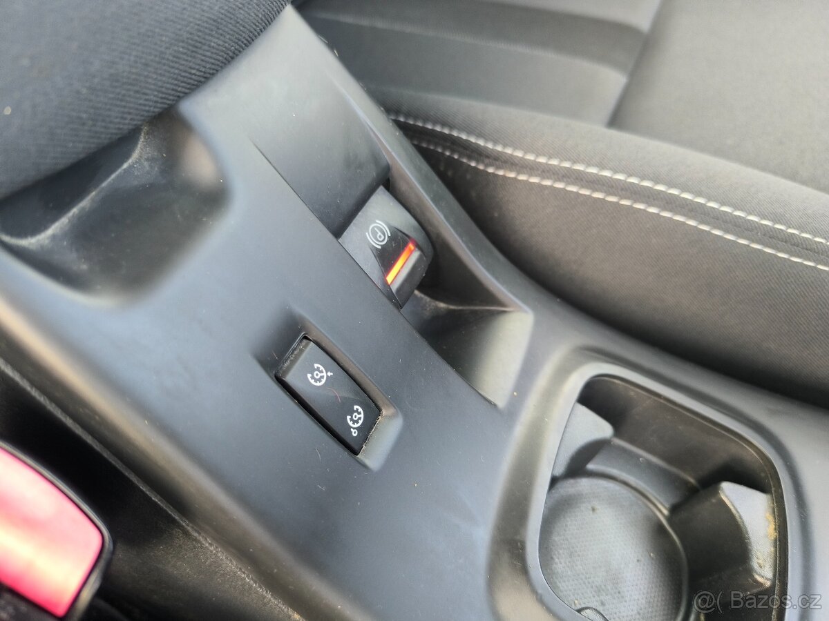 Renault Mégane, KRÁSNÝ,VÝBAVA,95TKM,SERVISKA - 16