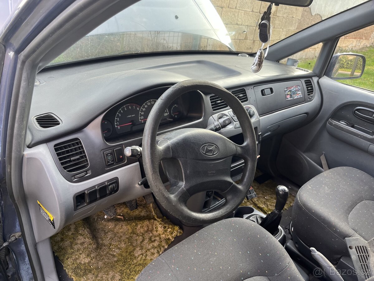 Hyundai trajet - 16
