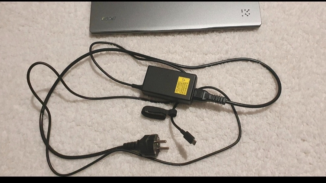 NOVÝ notebook Acer Swift 14AI - 16