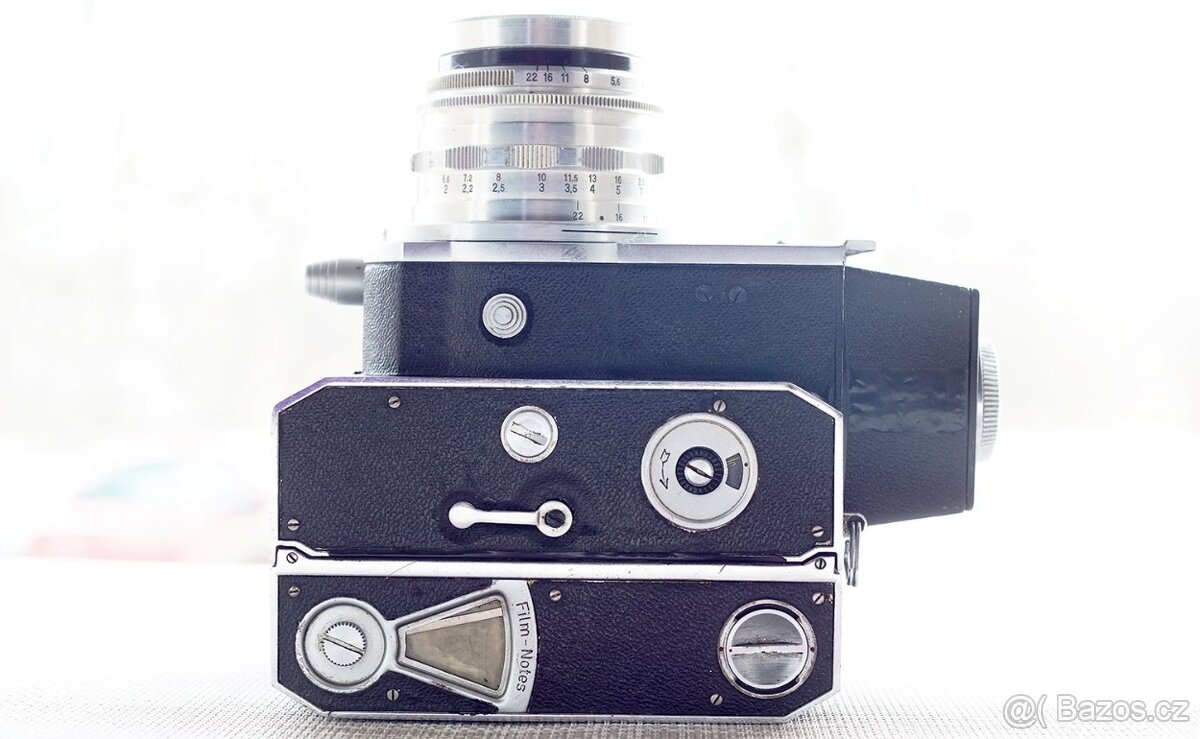 Raritní historický středoformát Exakta 66 Vertical - 16