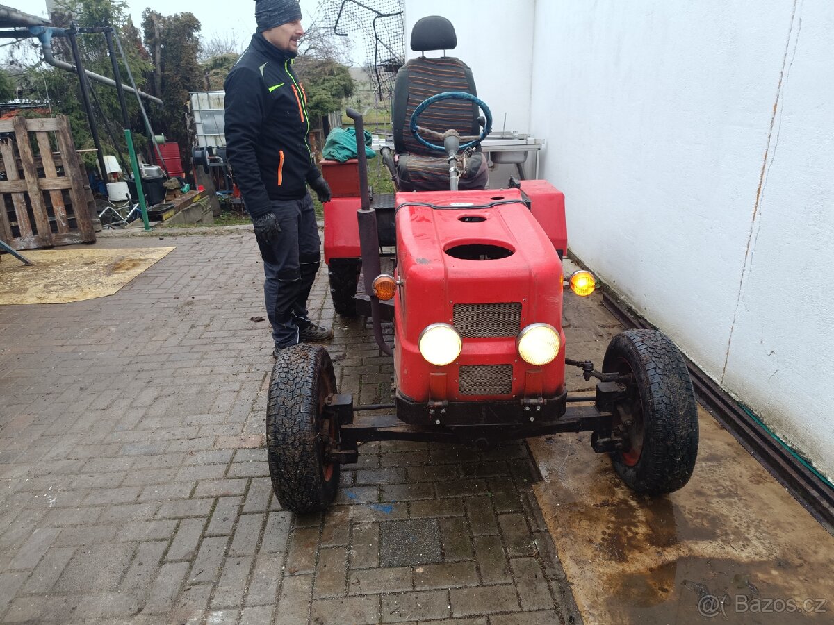 Malotraktor na prodej. - 16