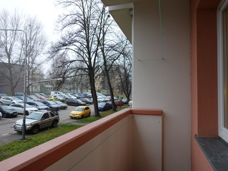 Byt 1+KK s balkónem, Ostrava-Poruba, ul. Marie Majerové - 16