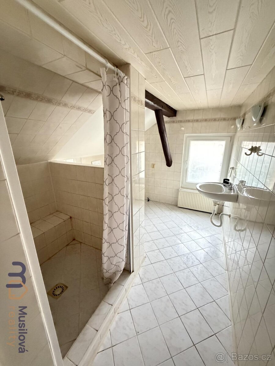 Pronájem bytu 2+kk 71 m2 - 16
