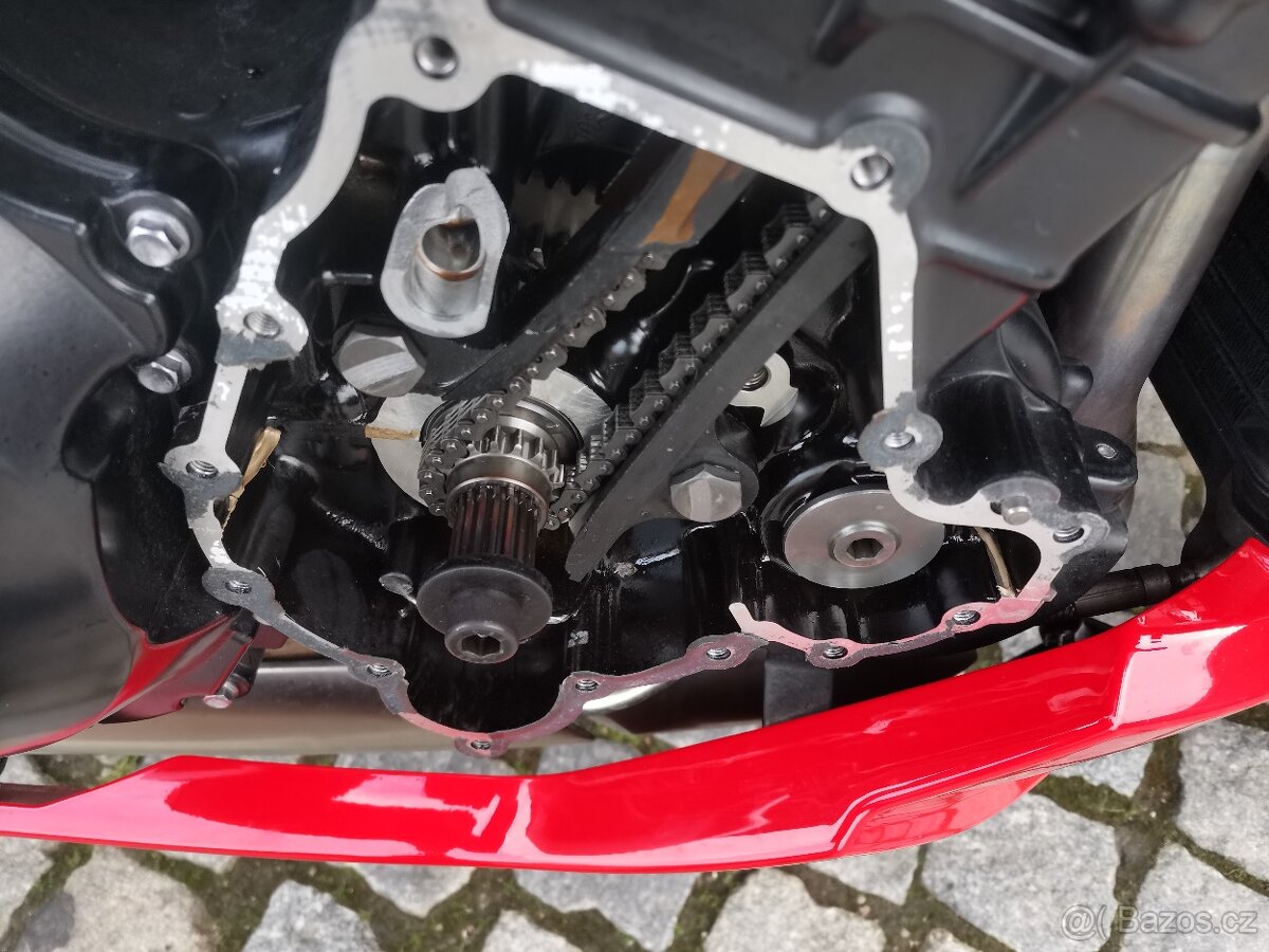 Triumph Speed triple 1050 - 16