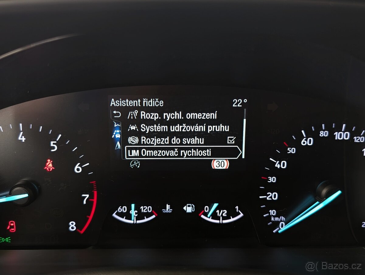 Ford Focus ST-Line 1.5EB 110kW, 1.maj. ČR - 16