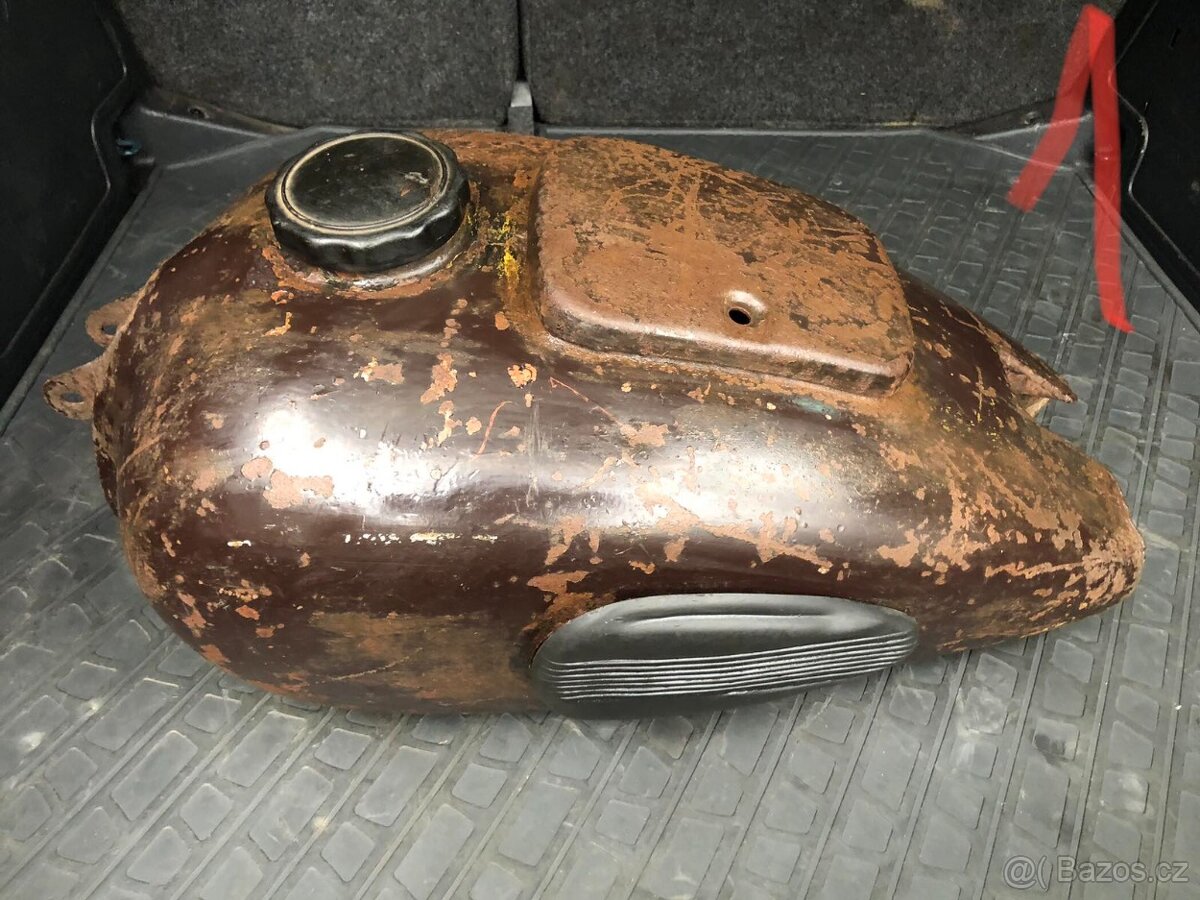 Nádrž K750 K650 K750M MT9 MV750 MB750 Dněpr Ural - 16