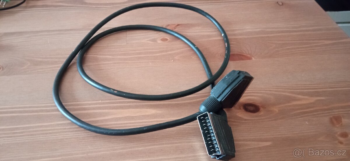 KABELY A RŮZNÉ PROPOJOVACÍ... NABÍJEČKY... - 16