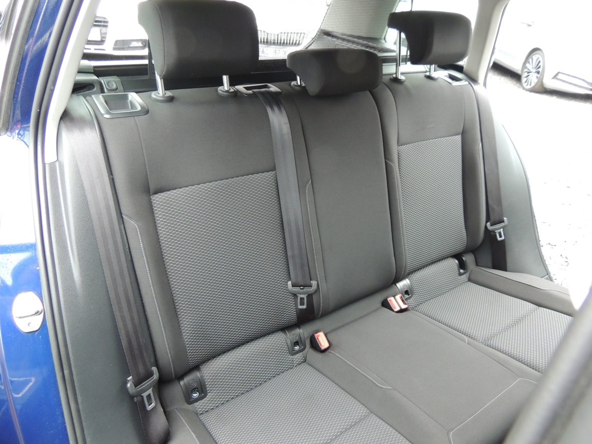 VW Golf Variant 1.6TDi,85kw,DSG,2019,2majitel,-21%DPH - 16