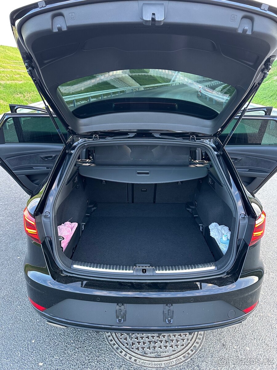 Seat Leon Cupra 221kw Max. výbava - 16