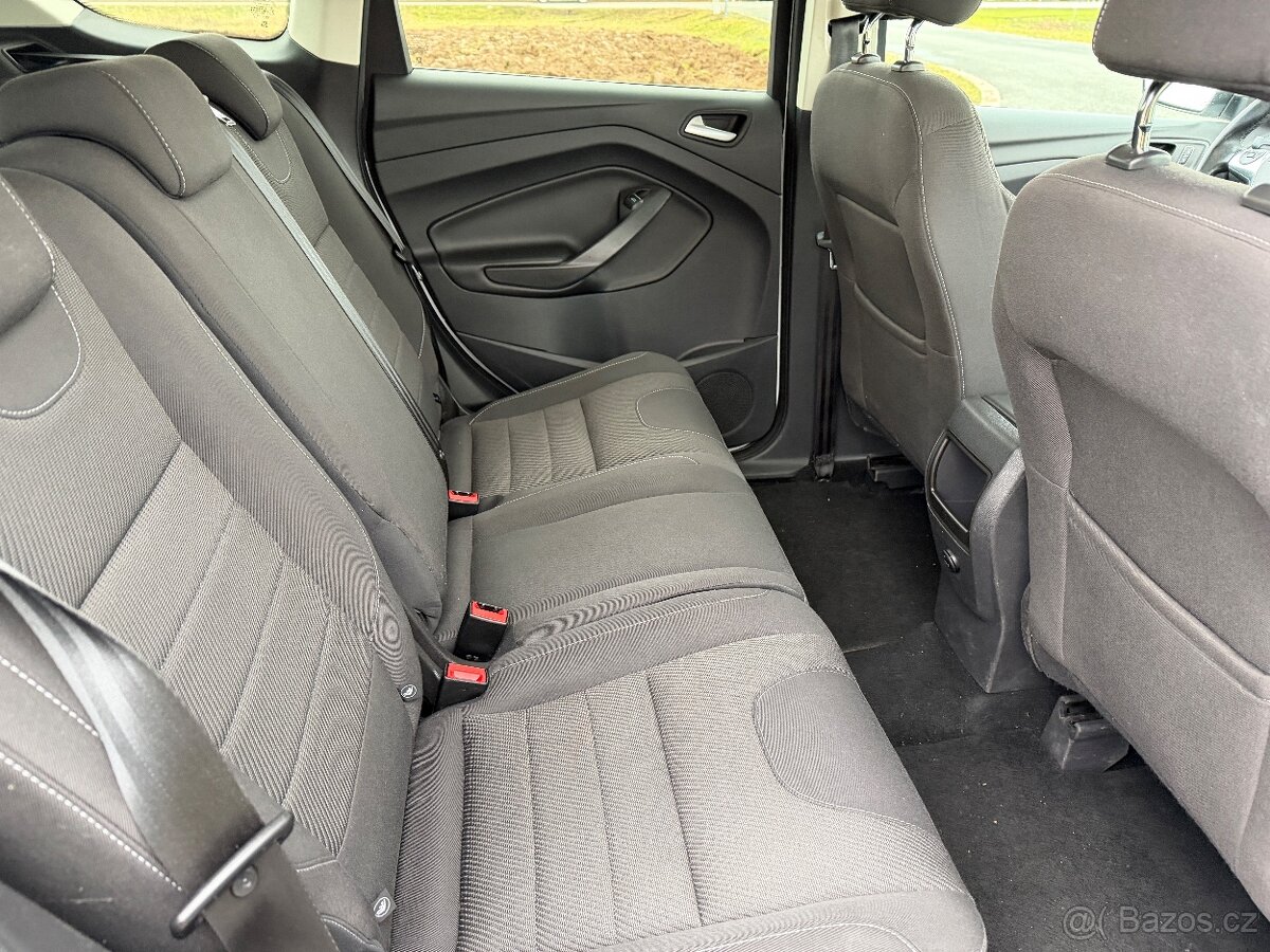 FORD KUGA 1.5 EB //2017 146.200 KM VÝHŘEVY TAŽNÉ SERVISKA - 16