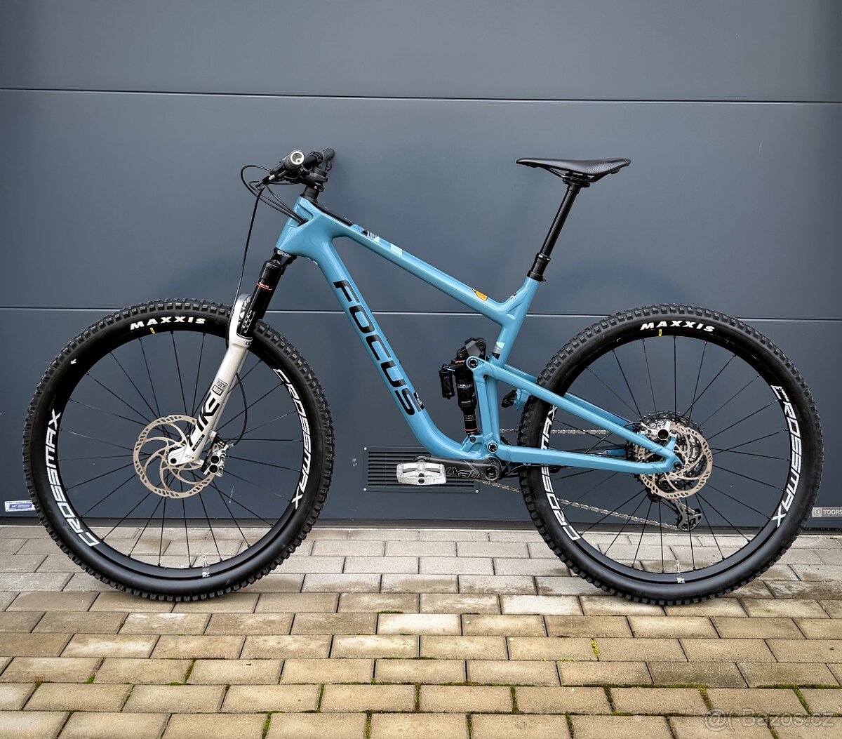 Focus JAM 8.9 NINE karbon, vel. L - 16