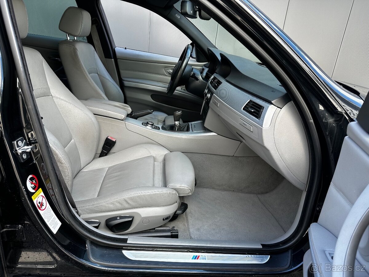 330i 200kw 6st. Manuál, M-paket 229000km, Webasto, LCI - 16