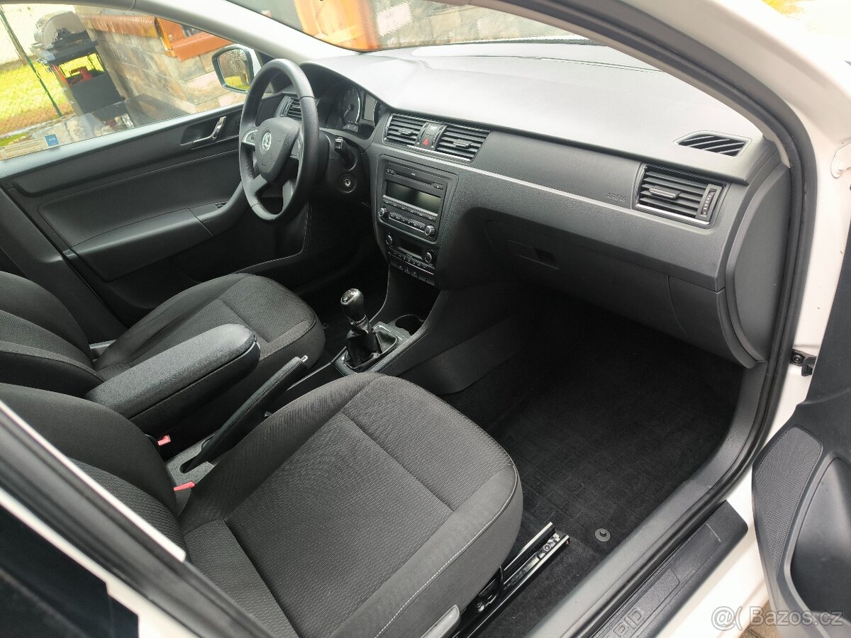 ŠKODA RAPID 1.2 TSI 63kw, r.v. 2013, DOBRÝ STAV, PŮVOD ČR - 16