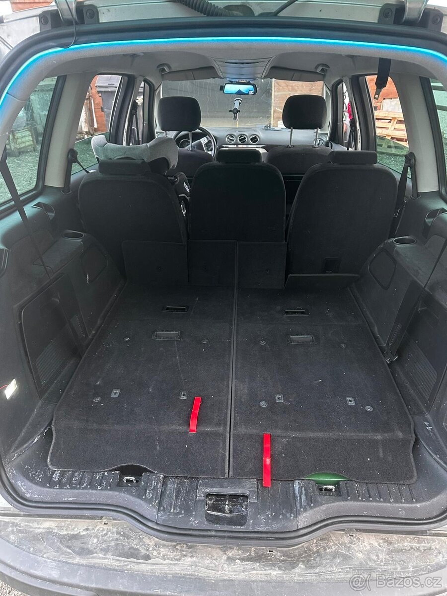 Ford Galaxy 2.0 TDI - 16