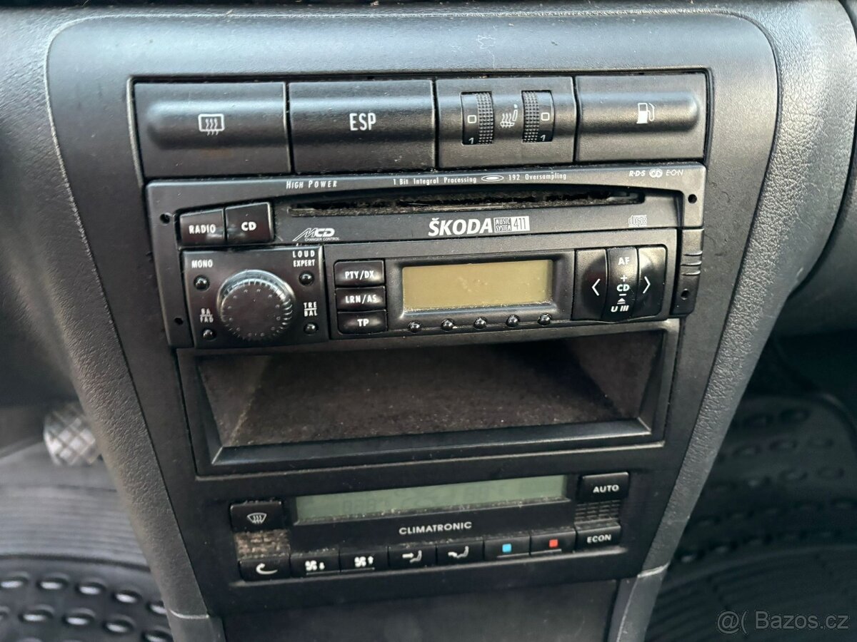 Škoda Octavia combi 1,9TDI 81kw Nová Stk - 16