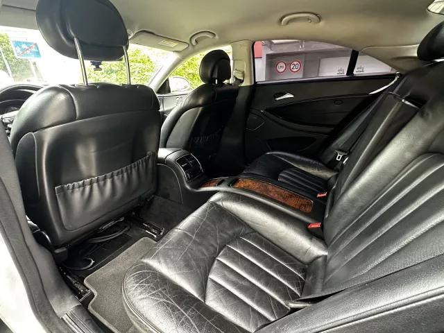 Mercedes-Benz CLS 500 Black ALU R19 306hp 7G Tronic Airmatic - 16