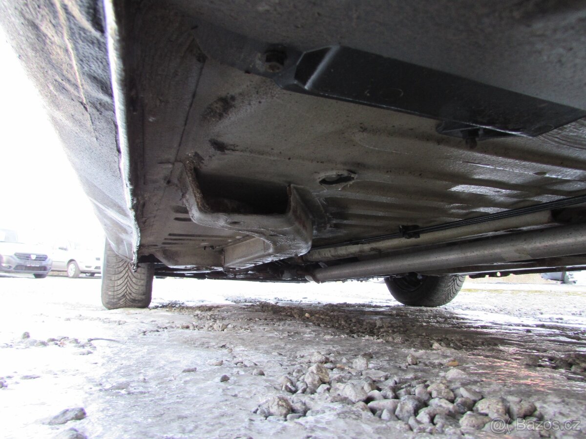 Citroën C3 1.6 HDi 50kW, nová STK, serviska - 16