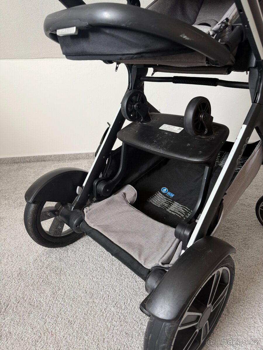 Kočárek Nuna Demi Grow 2021, sourozenecký, bohaté příslušens - 16