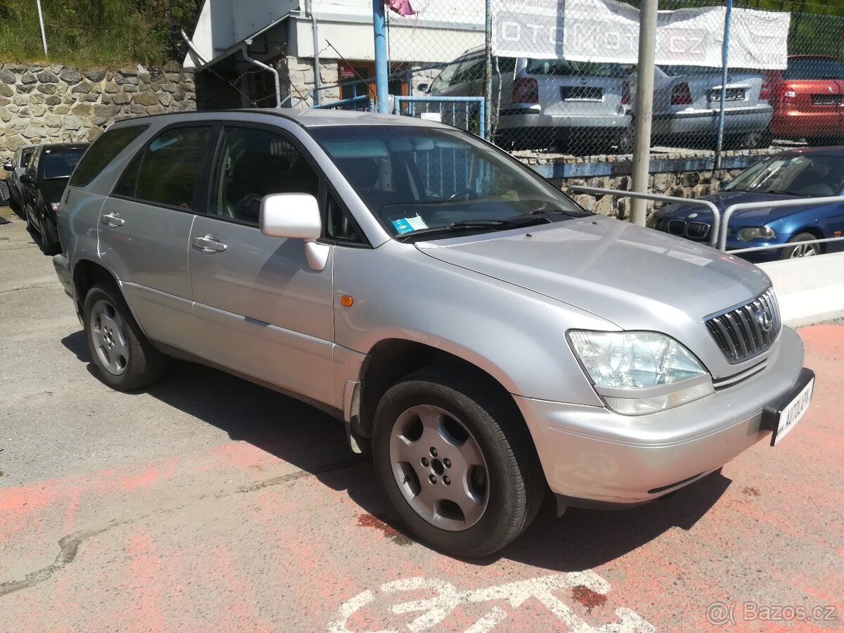 lexus RX 300 - 16