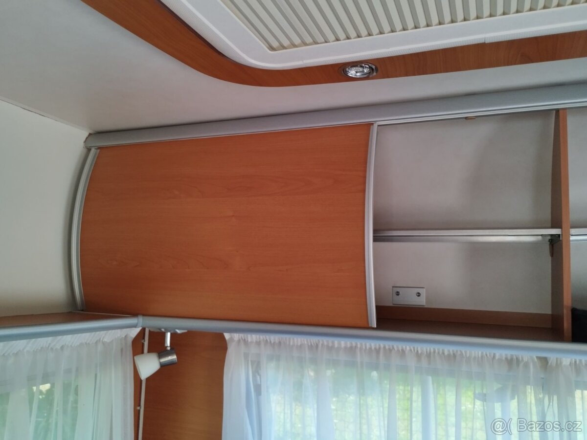 DETHLEFFS Tourist č.226. Rok 2007.1100kg.Pevné postele - 16