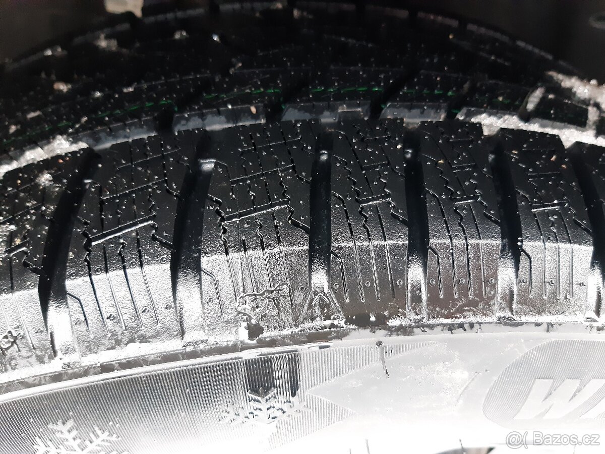 Dodge Durango R/T 5,7L,tažné, 4x4, Top výbava, 7míst, servis - 16