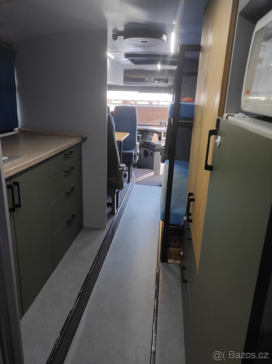 Prodám Obytný autobus Karosa Recreo - 16