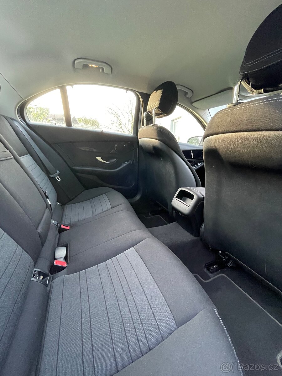 Mercedes C180d W205 - 16
