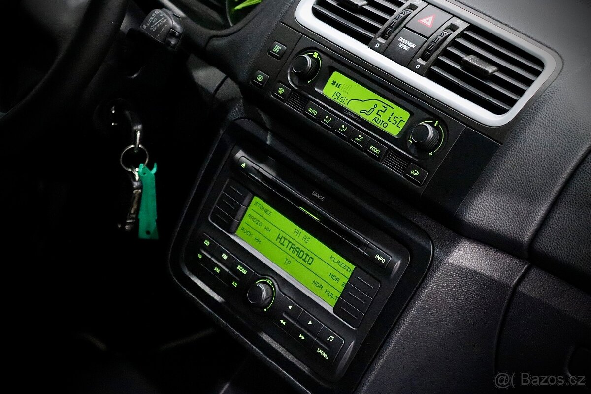 Škoda Roomster 1.4i 16V 63kW Scout 05/2010 103 000 km - 16