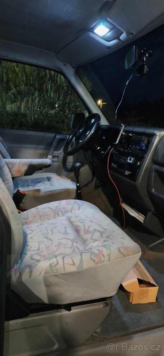 Volkswagen Multivan T4 2.5tdi 75kw - 16