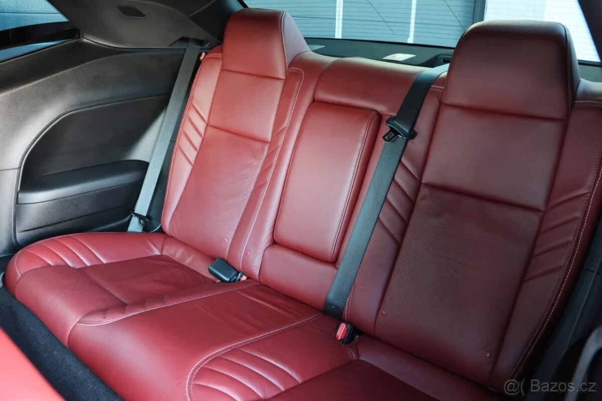 Dodge Challenger SRT Hellcat Jailbreak WideBody (č. B44) - 16